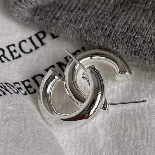 Orecchini a cerchio tubolari rotondi a C in argento sterling 925 minimalisti da donna