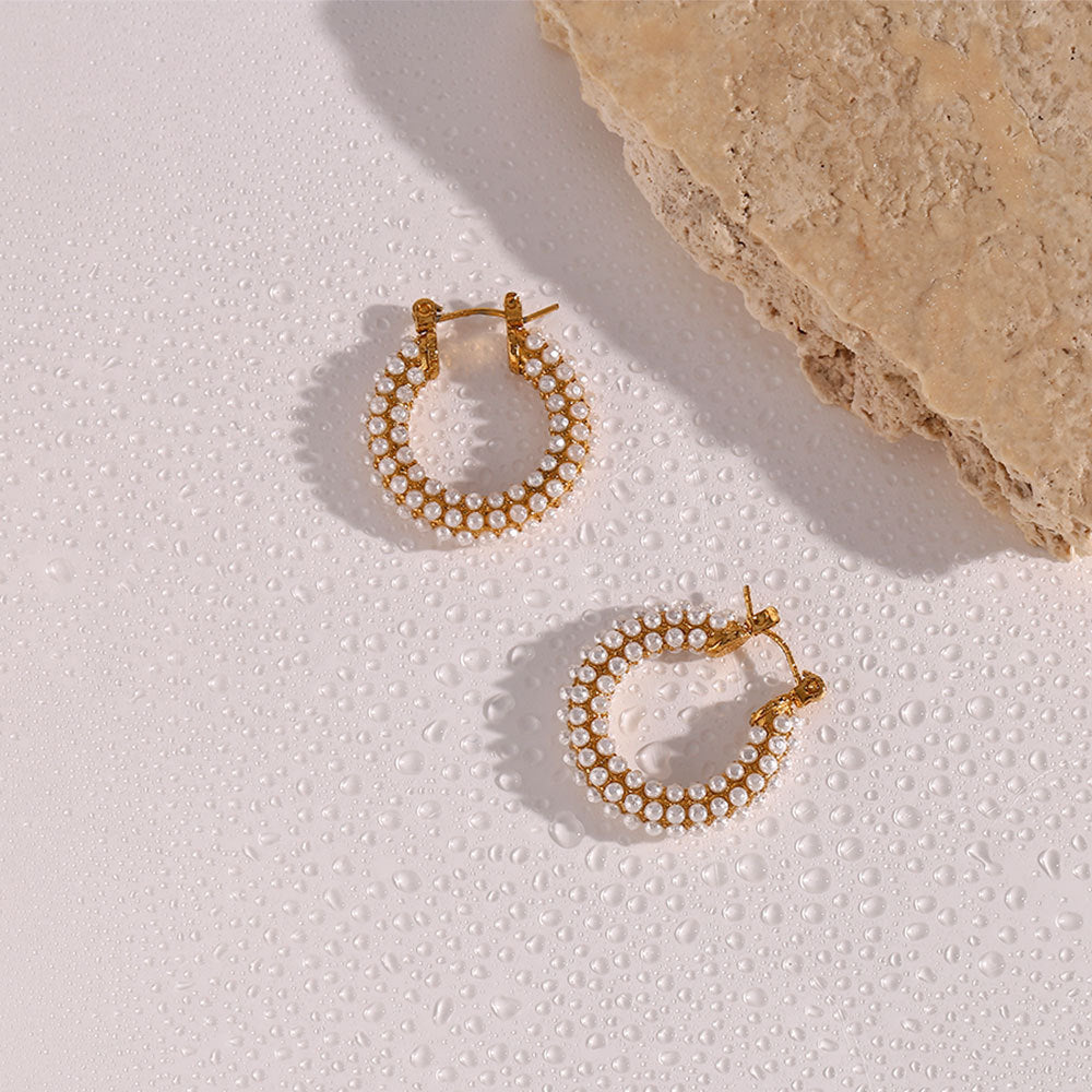 Orecchini Minimalisti Geometrici in Acciaio Inossidabile con Placcatura in Oro 18K e Intarsio di Perle Intere per Donne