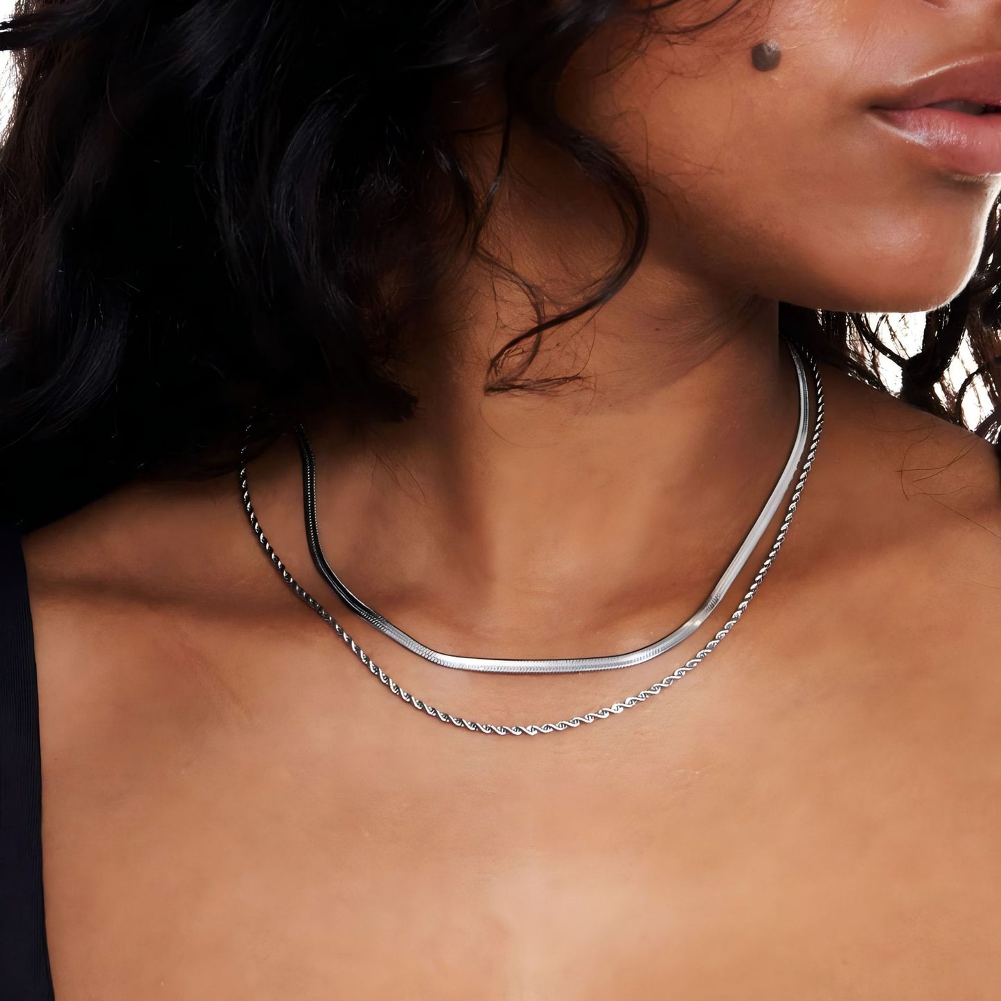 Collar de cadena de serpiente de doble capa vintage para mujer en acero inoxidable con acabado chapado