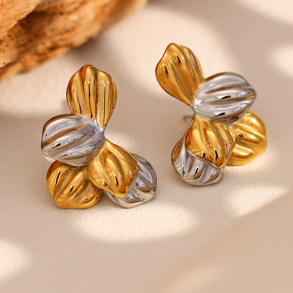Orecchini da donna in acciaio inossidabile placcati oro 18 carati a forma di foglia, alla moda e minimalisti