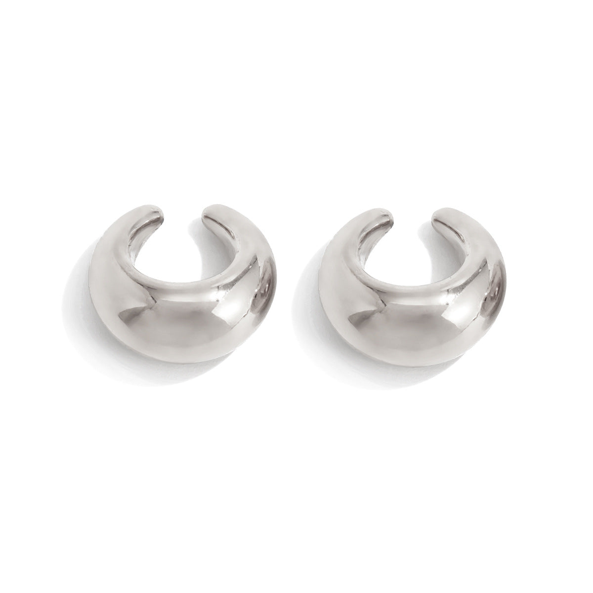 Orecchini a clip lucidi geometrici minimalisti a forma di C da donna con finitura galvanica