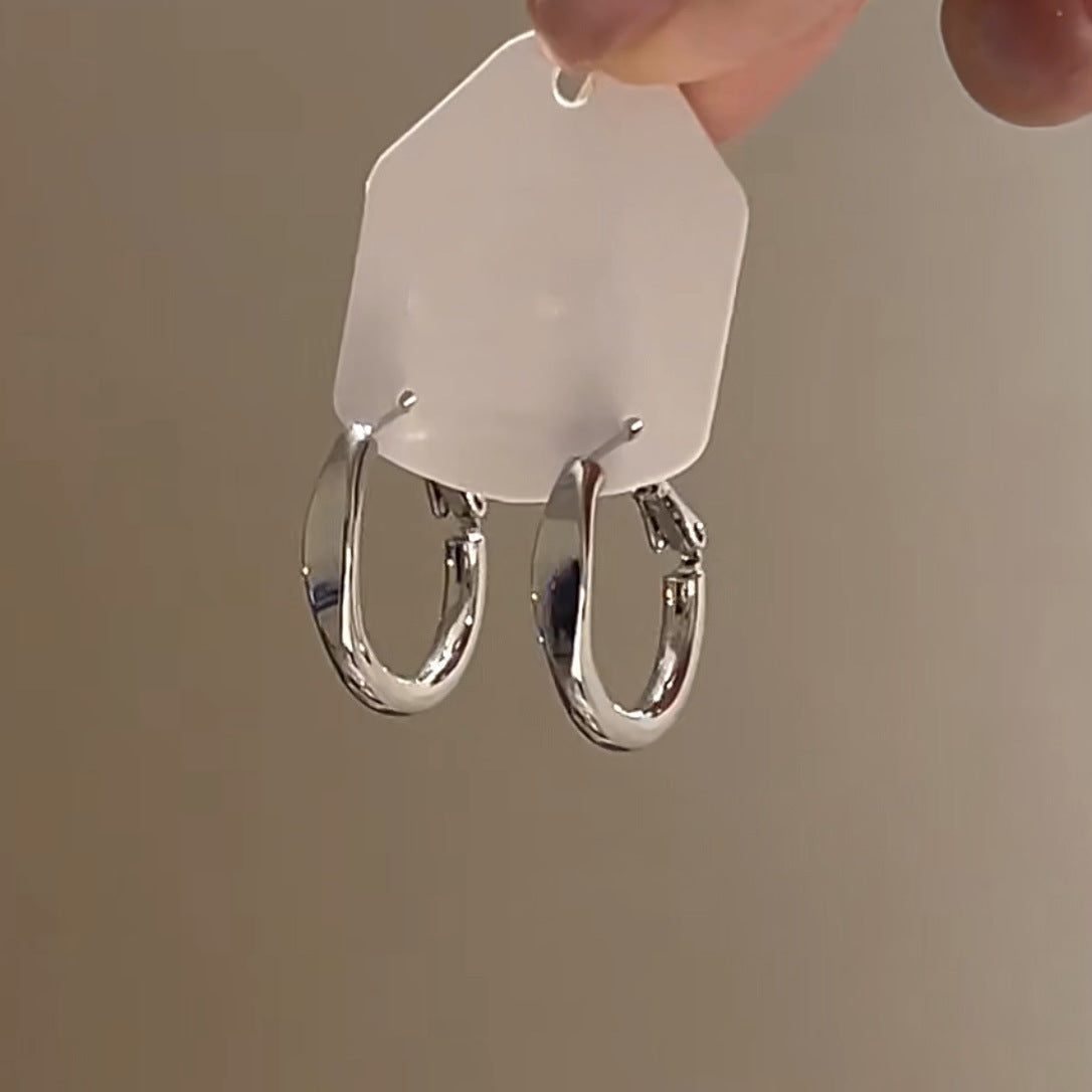 Orecchini a cerchio geometrici rotondi minimalisti da donna con base in rame placcato oro e perni in argento sterling 925, gioielli eleganti di lusso adatti all'ufficio