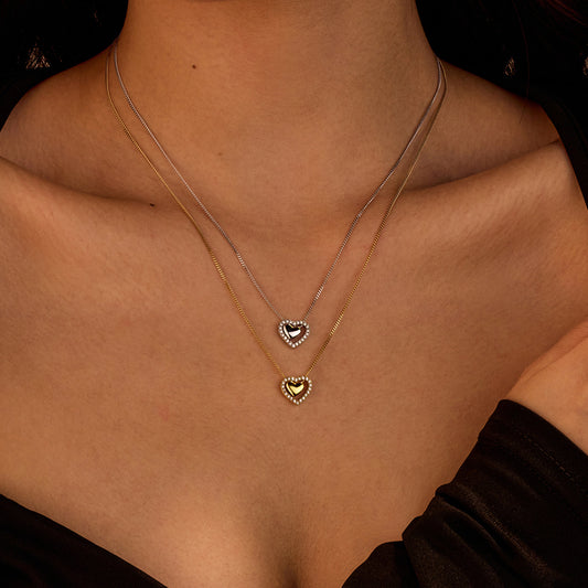 Minimalist Heart-Shaped Titanium Steel Pendant Necklace with Rhinestone Inlay for Women, Plated Stainless Steel Clavicle Chain