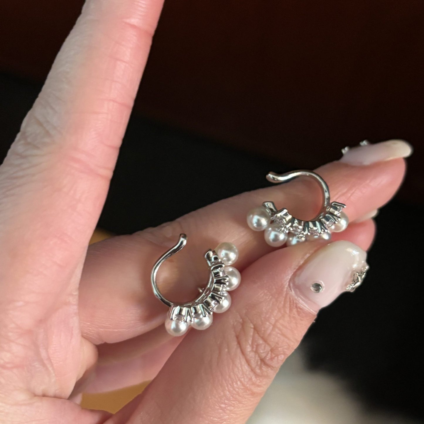 Elegantes Pendientes de Perlas con Forma de Gota de Agua y Circonitas Incrustadas para Mujer, Ligeros, Estilo Earcuff, Adecuados para Uso Diario y Estilo de Oficina