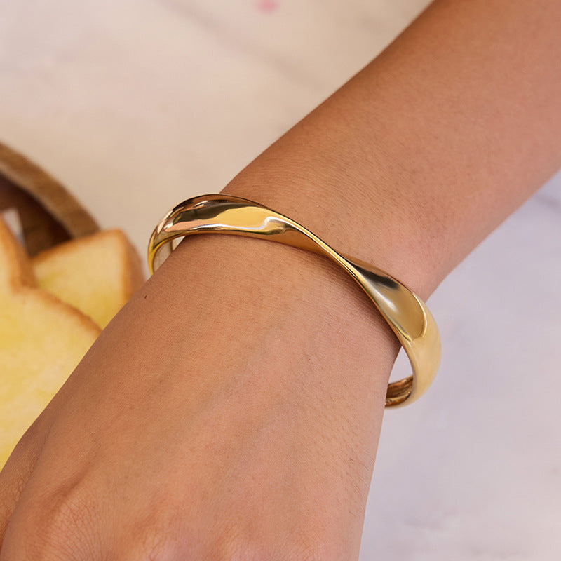 Anillo brazalete geométrico minimalista de lujo, chapado en oro de 18 quilates, de acero inoxidable, joyería de moda para mujer