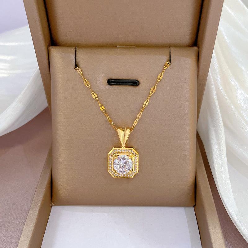 Collana in acciaio al titanio placcato di lusso geometrico da donna con catena a labbra, pendente dolce per festa di matrimonio