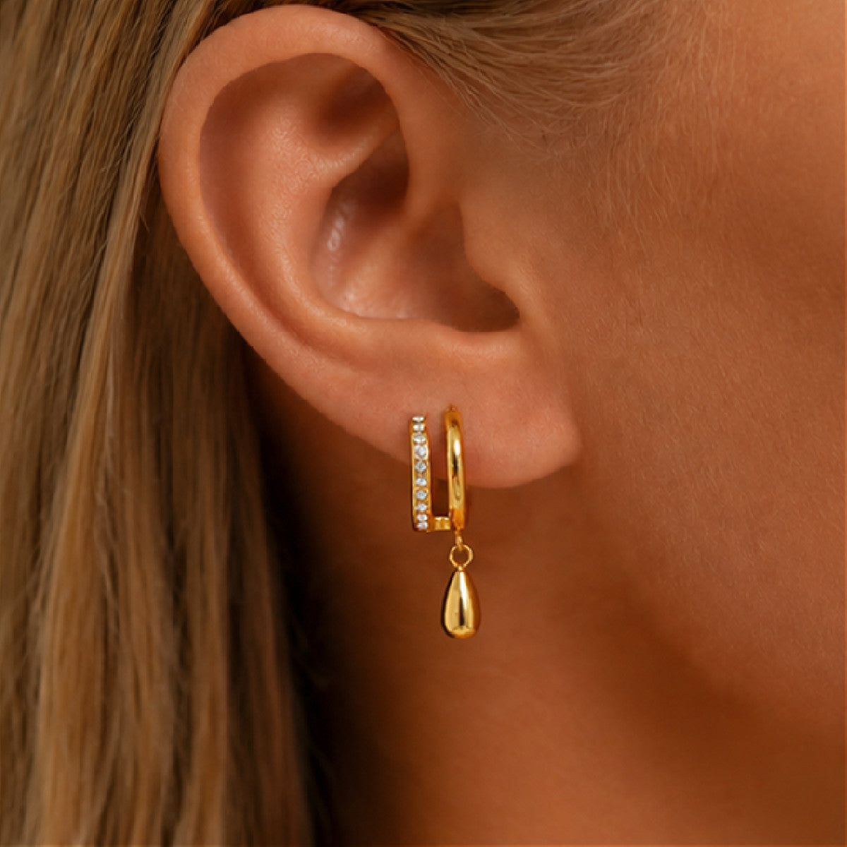 Elegant Minimalist Teardrop Geometric Rhinestone Inlaid PVD Coated Stainless Steel Earrings for Women