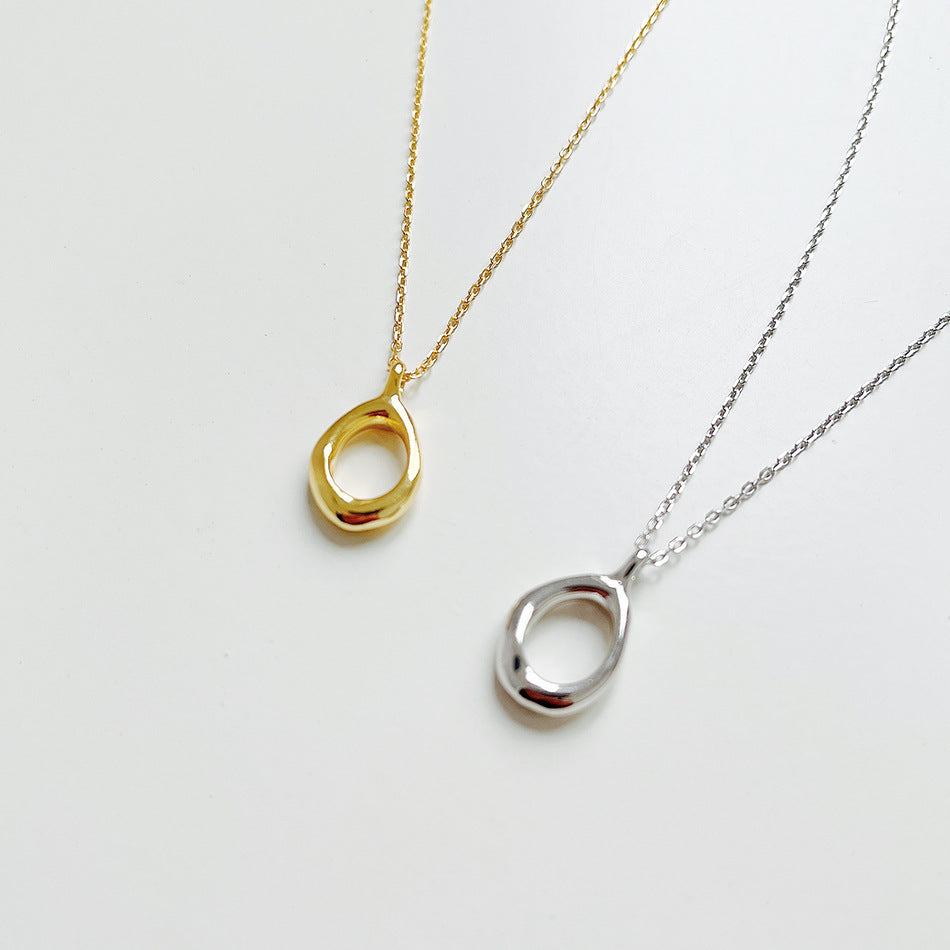Collana da Donna Minimalista con Pendente Geometrico a Goccia in Argento Sterling 925