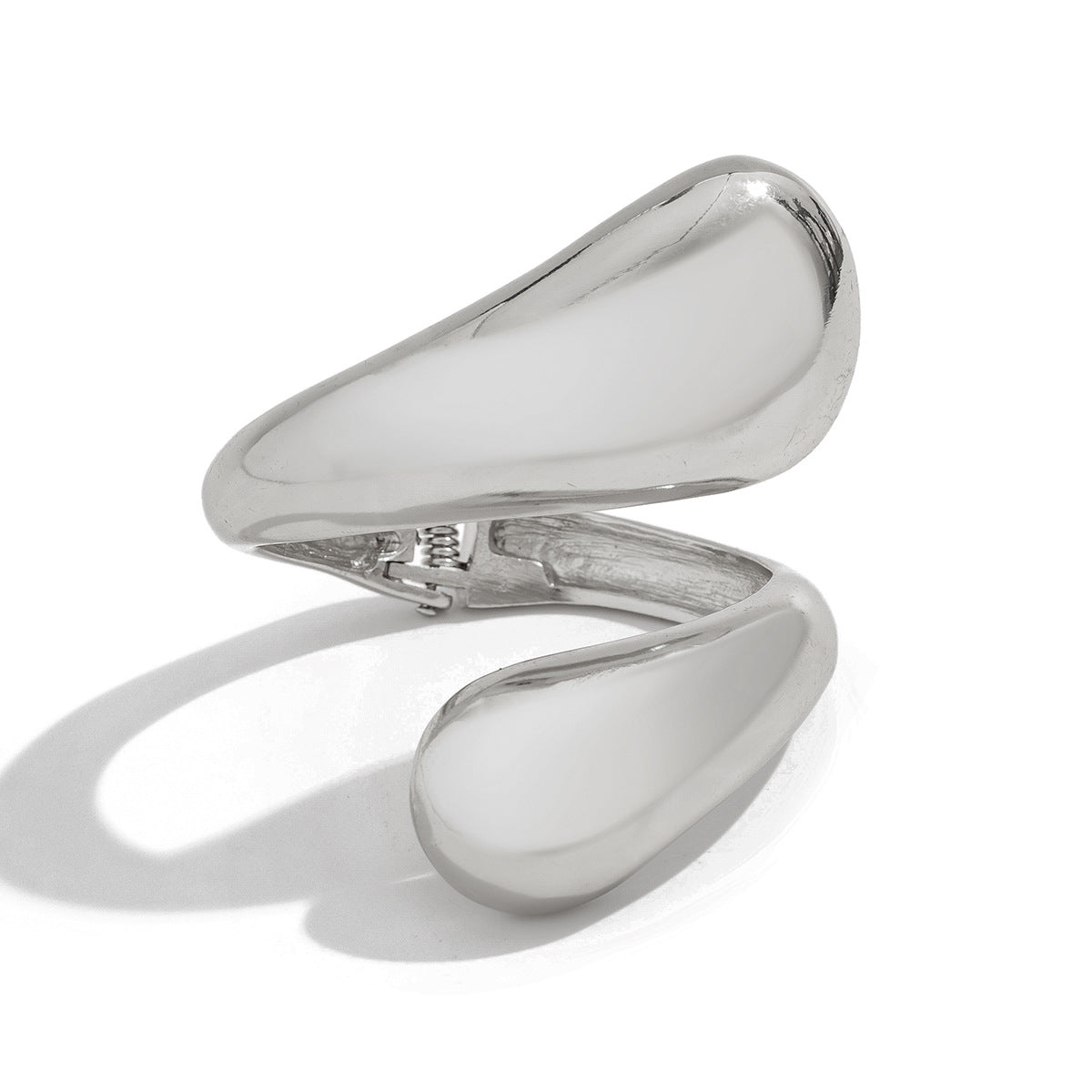 Bracciale rigido a molla vintage oversize da donna in lega con finitura placcata