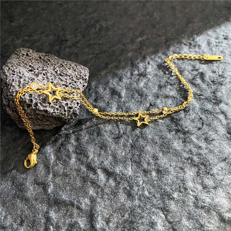 Original Design Geometric Four-Leaf Clover Roman Numeral Double-Layer Bracelet in Titanium Steel with Gold Plating
