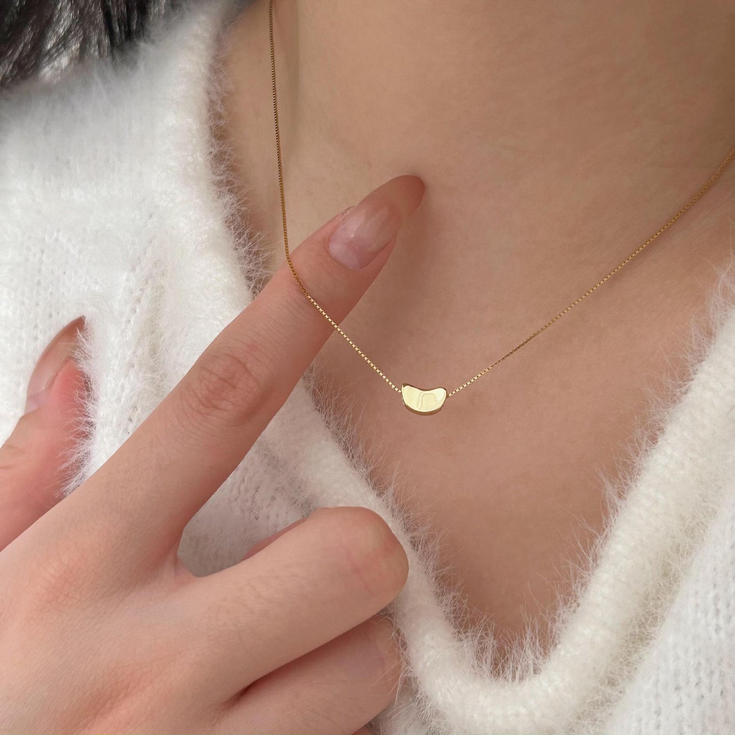Minimalist Geometric Pearl-Style Pendant Necklace in 925 Sterling Silver with Gold Plating on Cross Chain