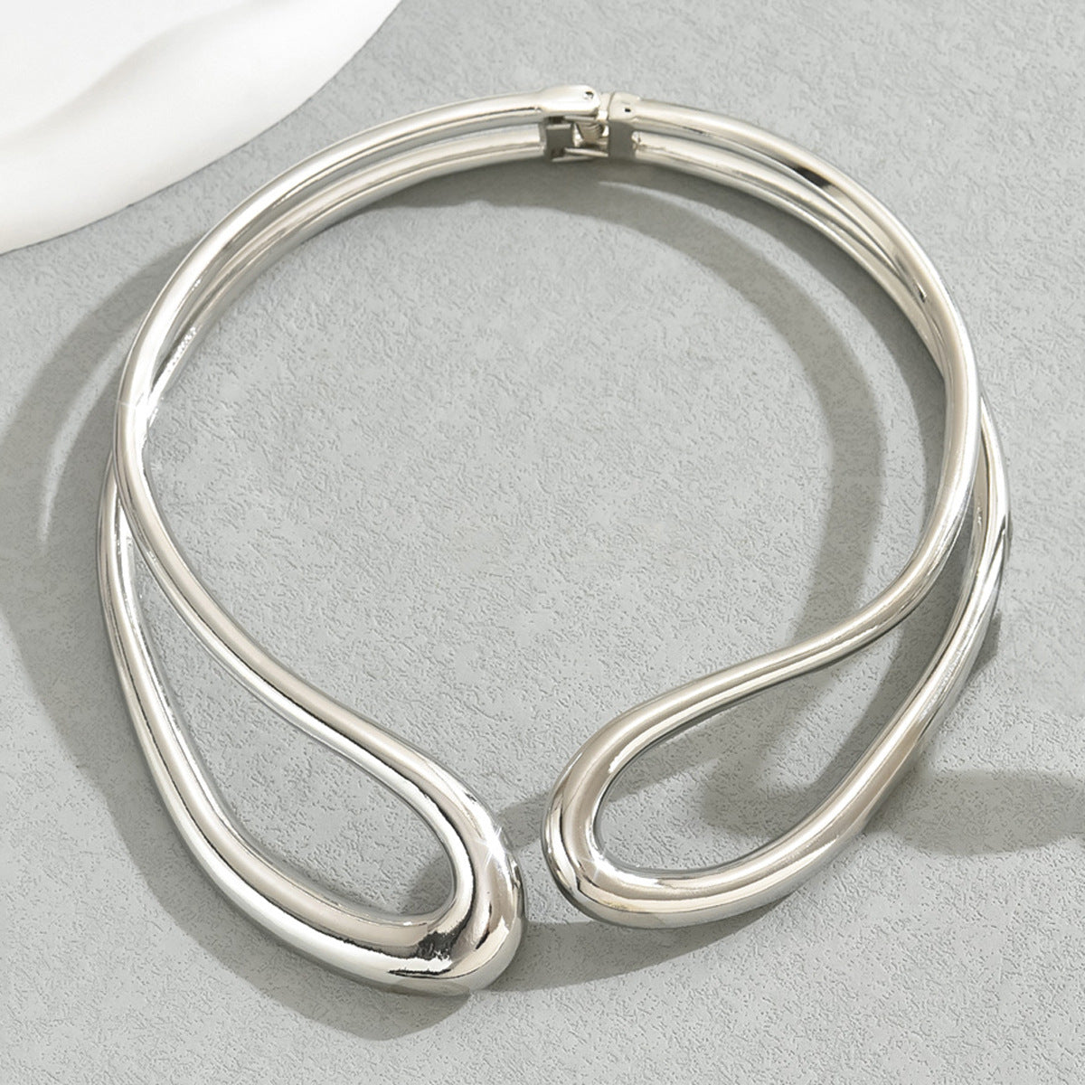 Parure Collana e Bracciale da Donna con Doppio Cerchio Geometrico, in Lega Placcata Oro 18K, Lusso Leggero