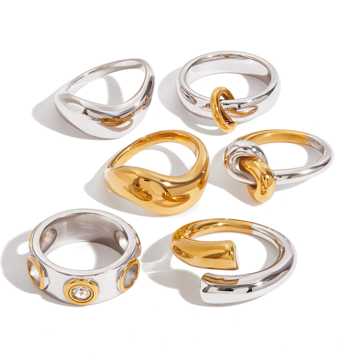 Anello placcato in acciaio inossidabile geometrico da donna con estetica minimalista di lusso e design color-block