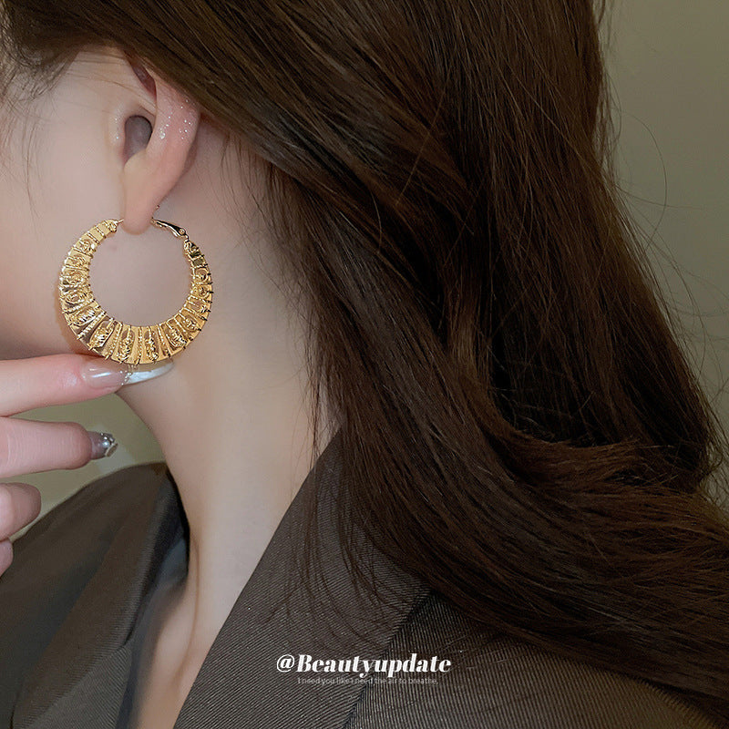 Pendientes de aro de cobre chapados en oro de estilo chic con forma geométrica para mujer, joyería de lujo ligera llamativa