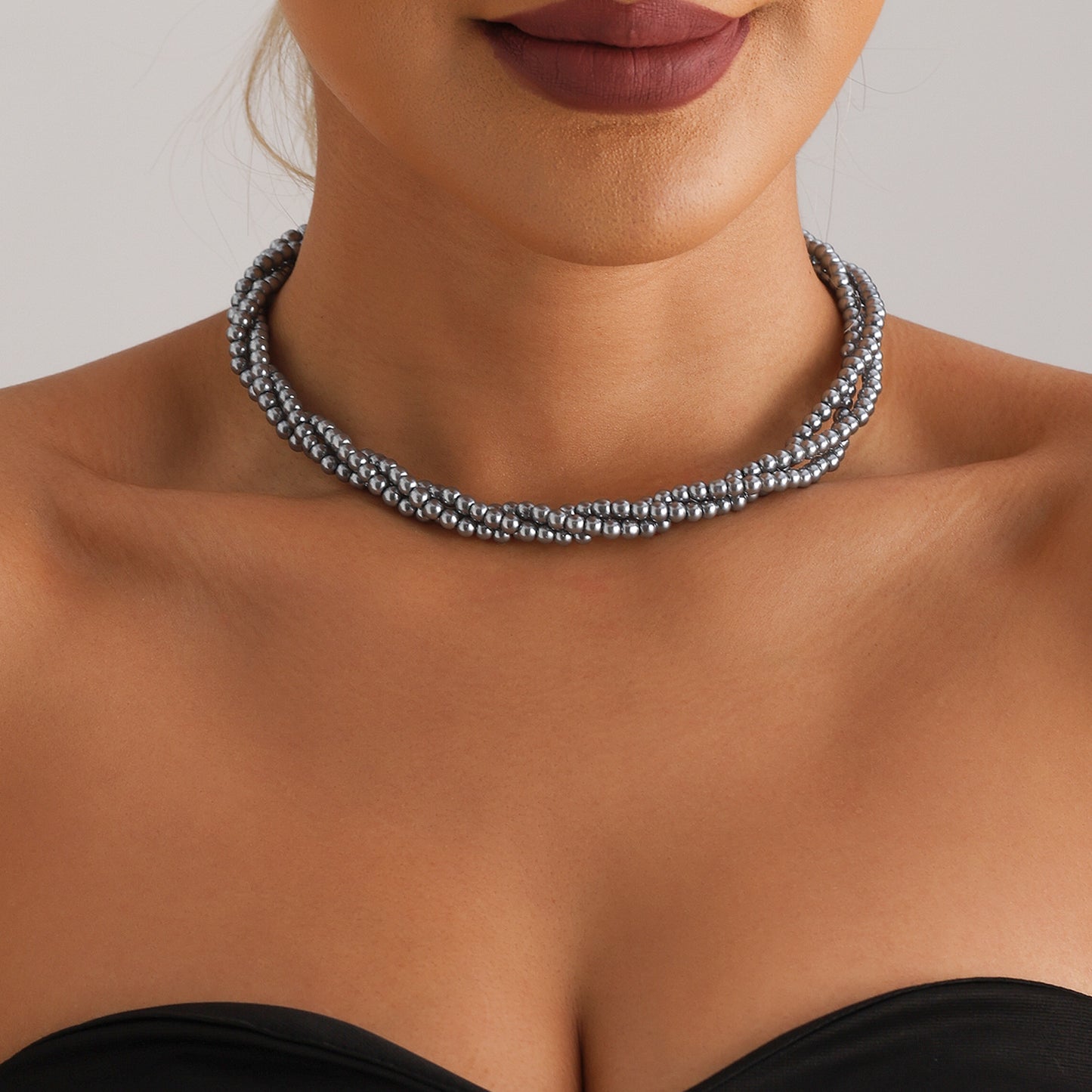 Fashionable Minimalist Geometric U-Shaped Alloy Pendant Necklace with Plated Finish for Women