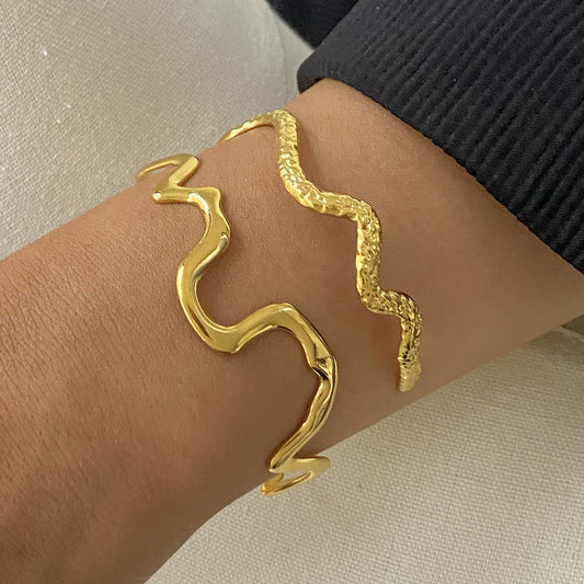 Geometric Plated Stainless Steel Bangle for Women