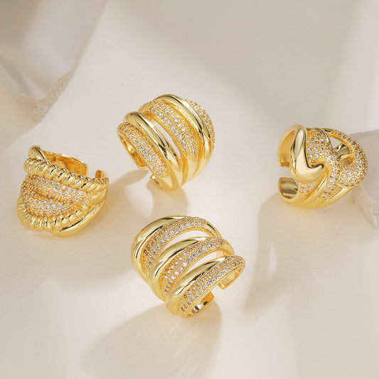 Anillo Abierto Minimalista Geométrico para Mujer de Latón con Baño de Oro de 18K e Incrustaciones de Zirconia