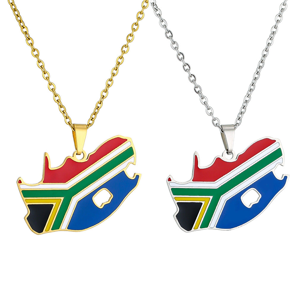 Collana Pendente Mappa del Sudafrica Stile Etnico Geometrico in Acciaio Inox con Finitura Smaltata Unisex