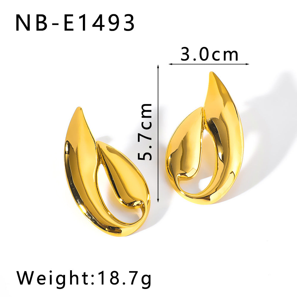 Minimalist Geometric Stainless Steel Earrings with 18K Vacuum Plating for Women — Irregular Shape Lightweight Luxury Ear Studs