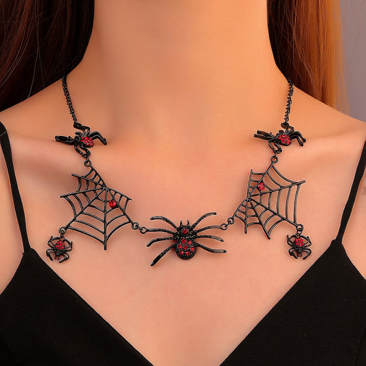 Collana con ciondolo ragnatela gotica vintage da donna, corta, in lega, con finitura placcata nera