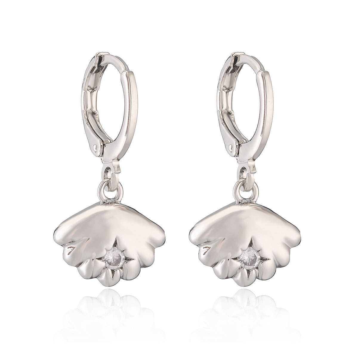 Orecchini geometrici minimalisti in rame con placcatura in oro vero e intarsio in zirconi per donna