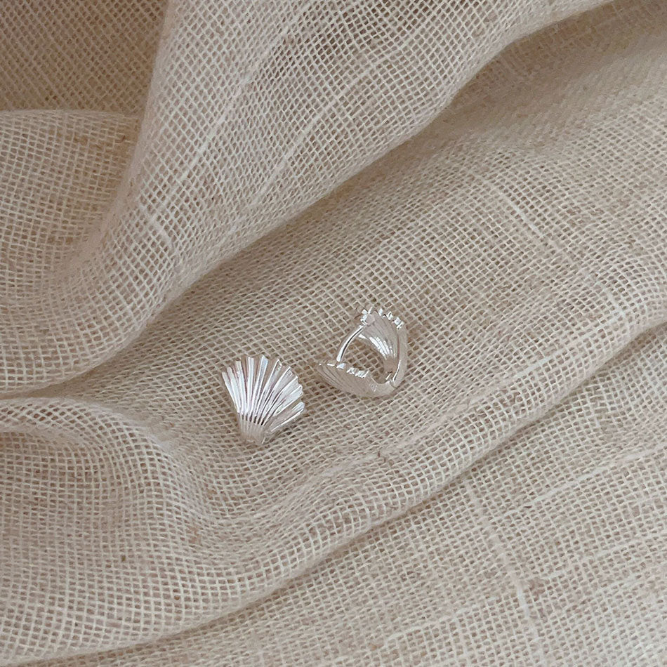 Minimalist Geometric Silver Ear Studs with Beveled Square Accent in 925 Sterling Silver