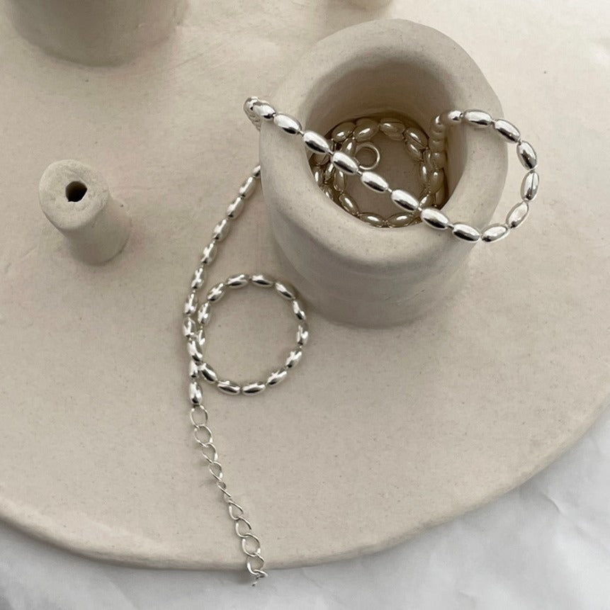 Collar Minimalista con Colgante de Rama de Olivo para Mujer en Plata de Ley 925 con Baño de Oro sobre Cadena de Olivo