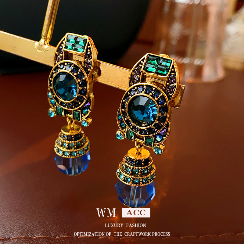 Vintage Chic Geometric Alloy Ear Clips with Blue Crystal Inlay Electroplated for Women Fashionable and Versatile Luxury-Style Earrings