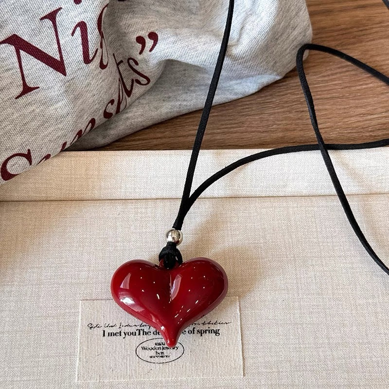 Collana con ciondolo geometrico in acrilico stile retrò da donna con charm in lega, fatta a mano, catena a strati alla moda minimalista