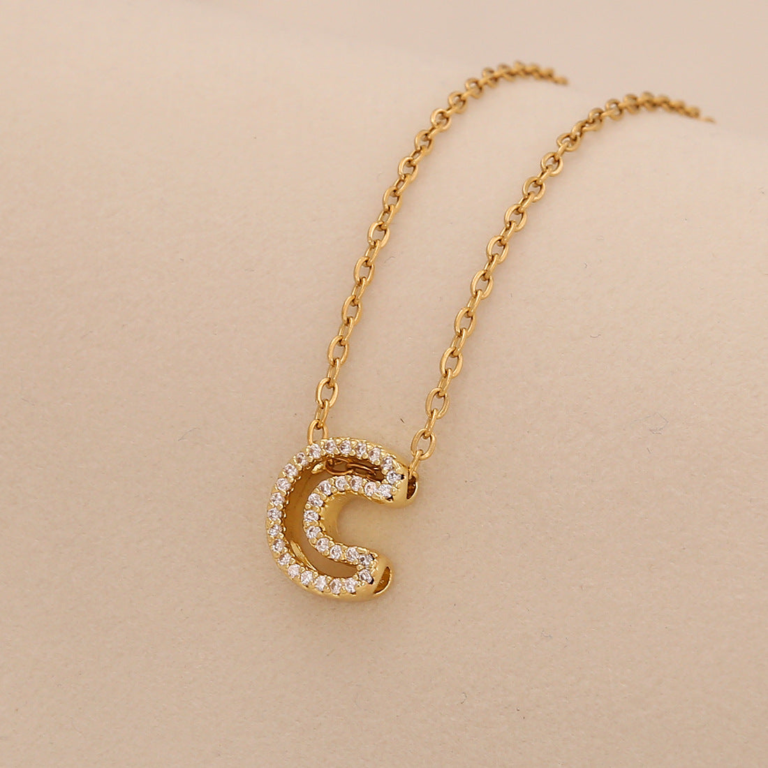 Minimalist Letter-Shaped Stainless Steel Pendant Necklace for Women with Versatile Clavicle Design
