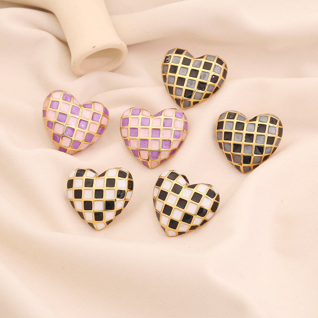 Minimalist Cold-Tone Heart-Shaped Stainless Steel Stud Earrings with Enamel Finish