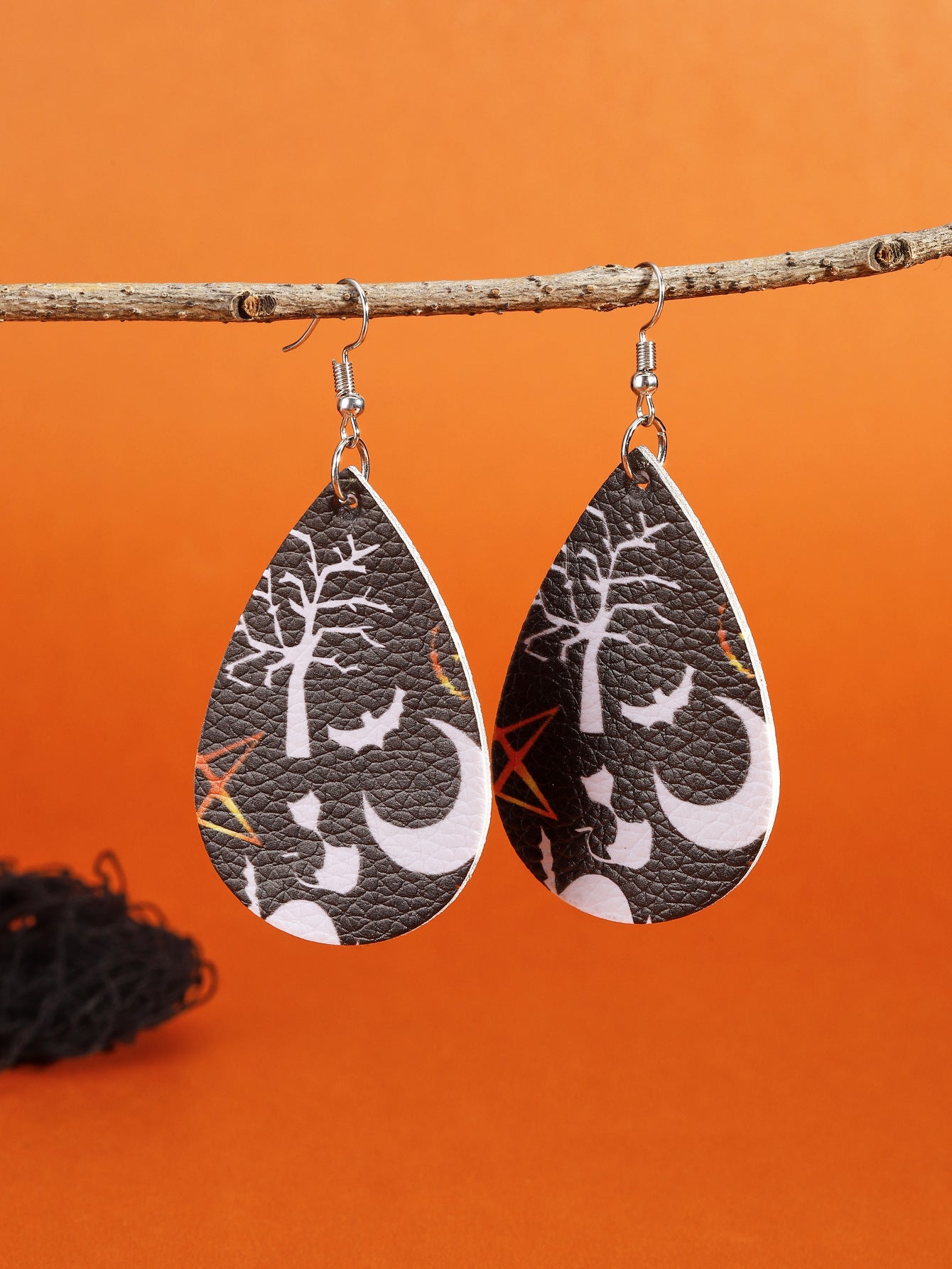 Juego de pendientes de Halloween estilo dibujos animados con diseño de calabaza, aretes de aleación y postes de acero inoxidable para mujer