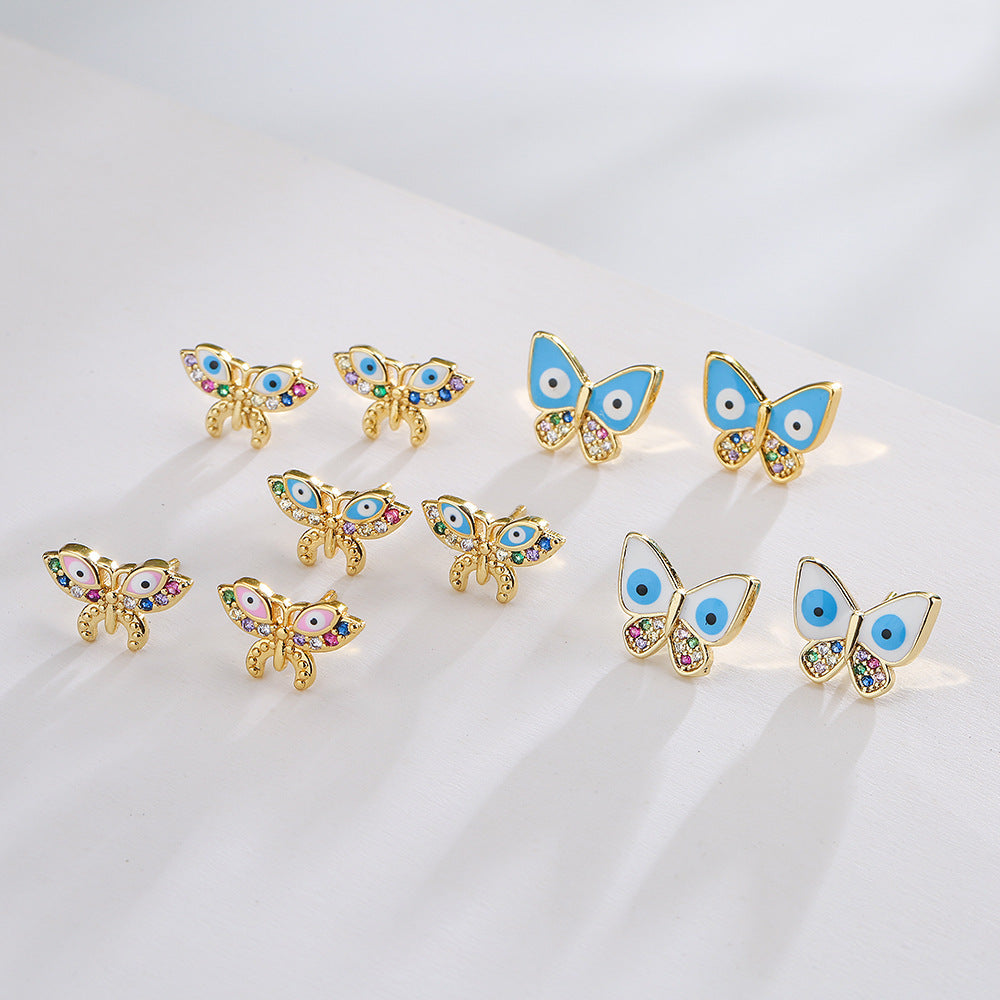 Orecchini a perno con farfalla geometrica alla moda, in rame, micro-pavé di zirconi e smalto, placcati oro 18K per donna