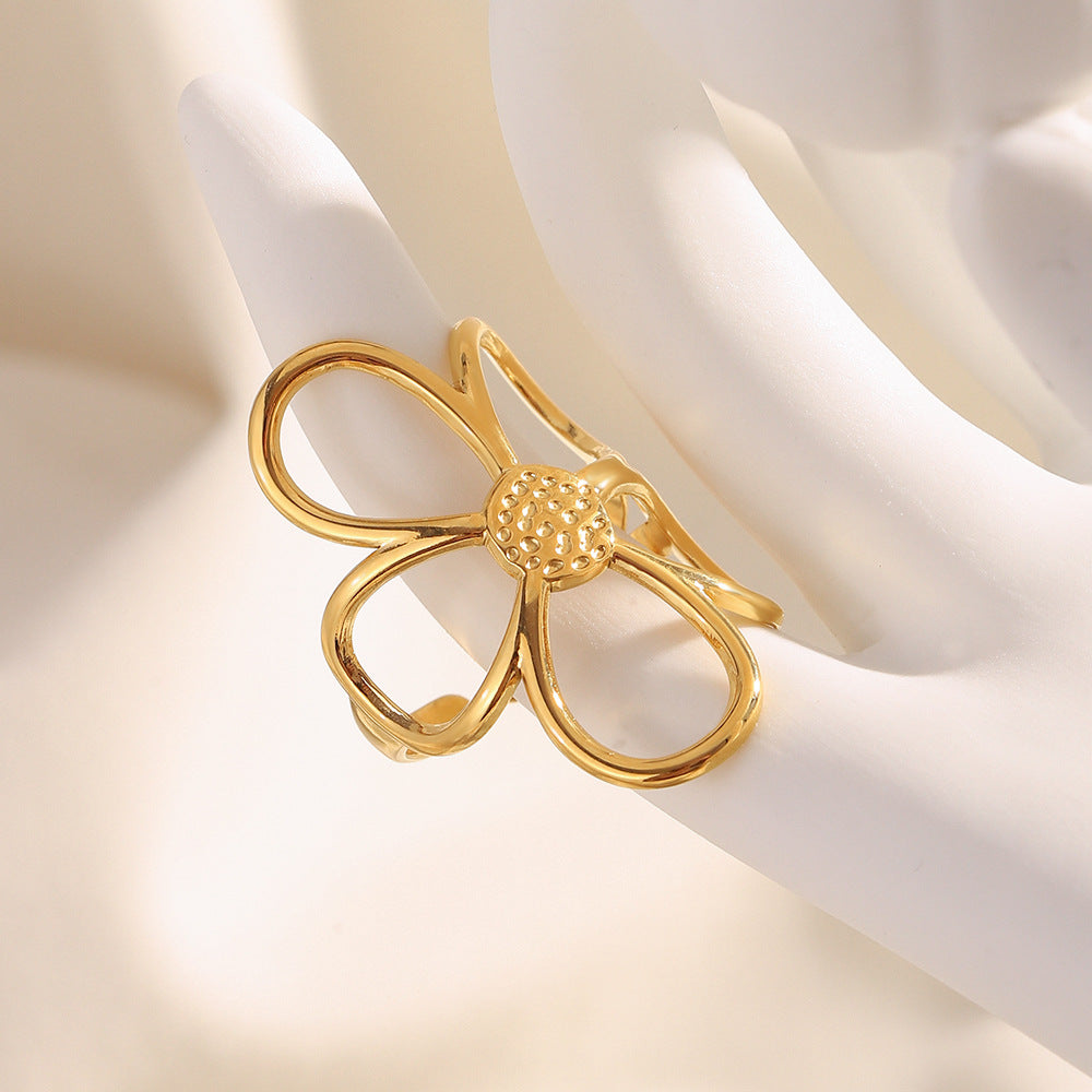 Anello aperto floreale oversize vintage in acciaio inossidabile placcato oro 18 carati da donna