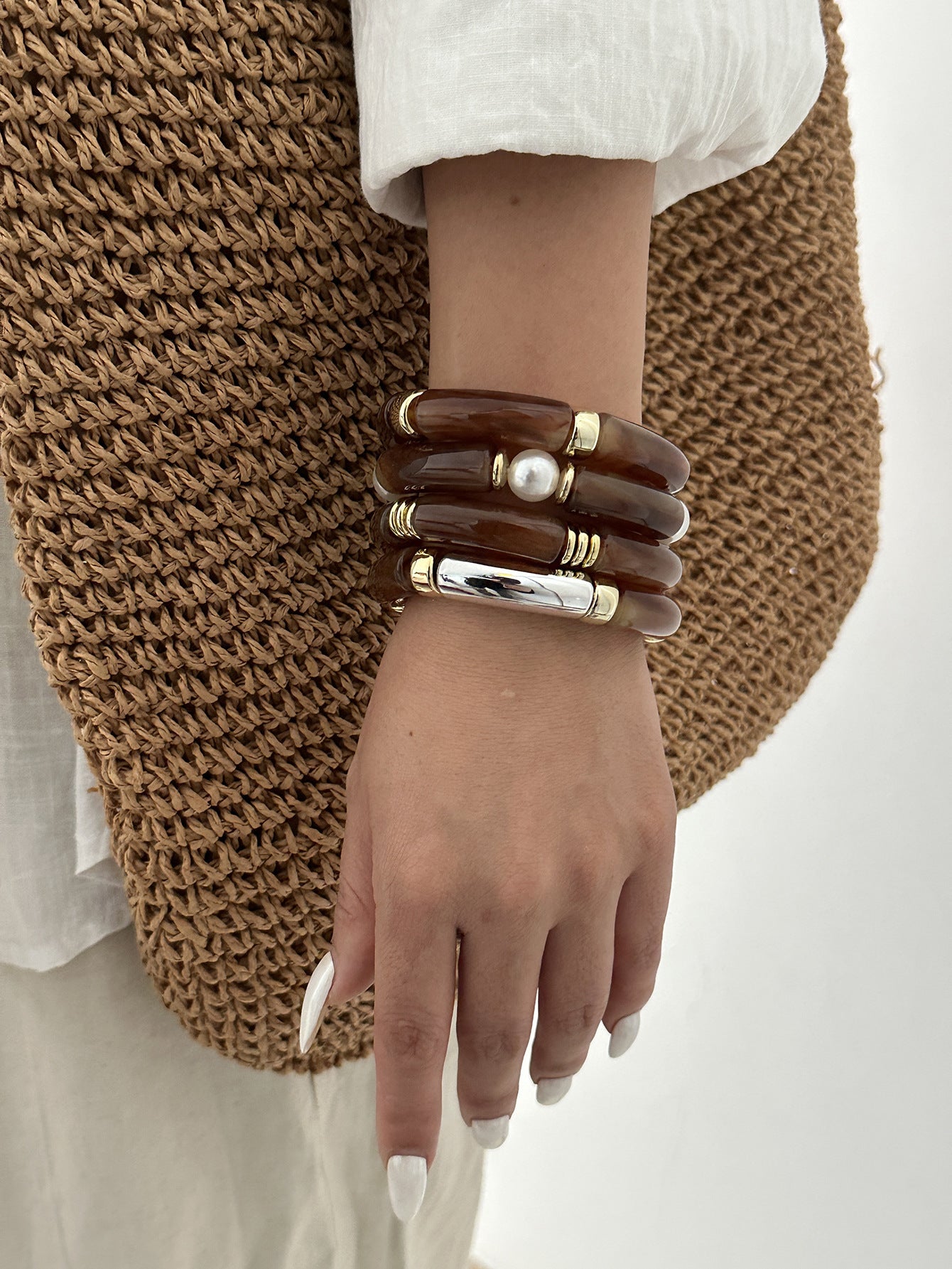 Bracciale Acrilico Vintage con Gradiente Geometrico placcato e Perline con design a Bambù