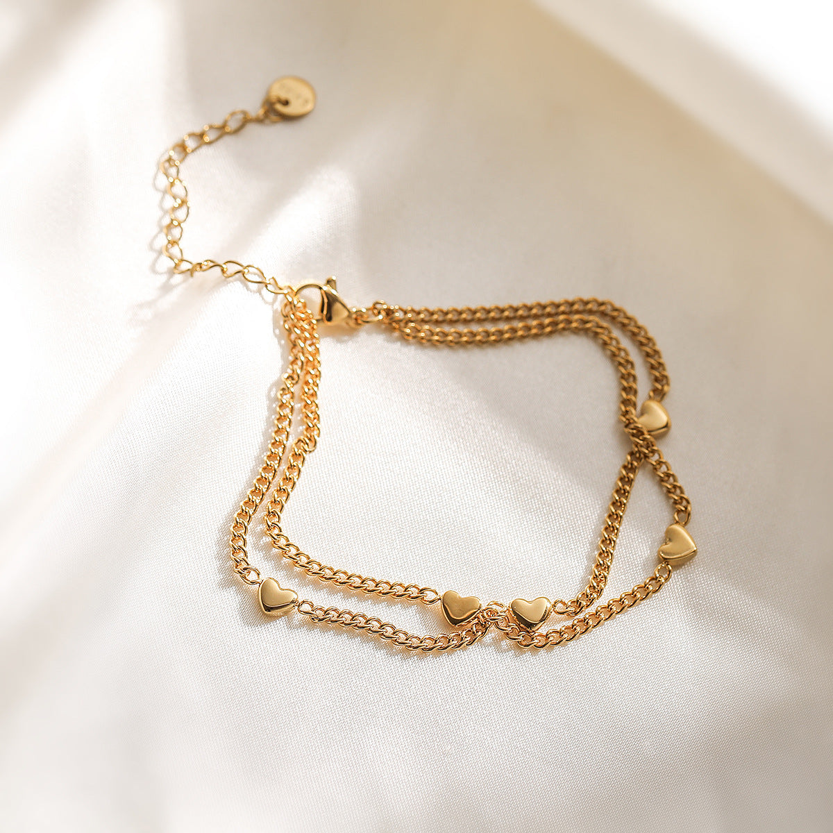 Fashionable Geometric Heart-Shaped Stainless Steel Bracelet for Women with 18K Gold Plating Dual-Layer Design