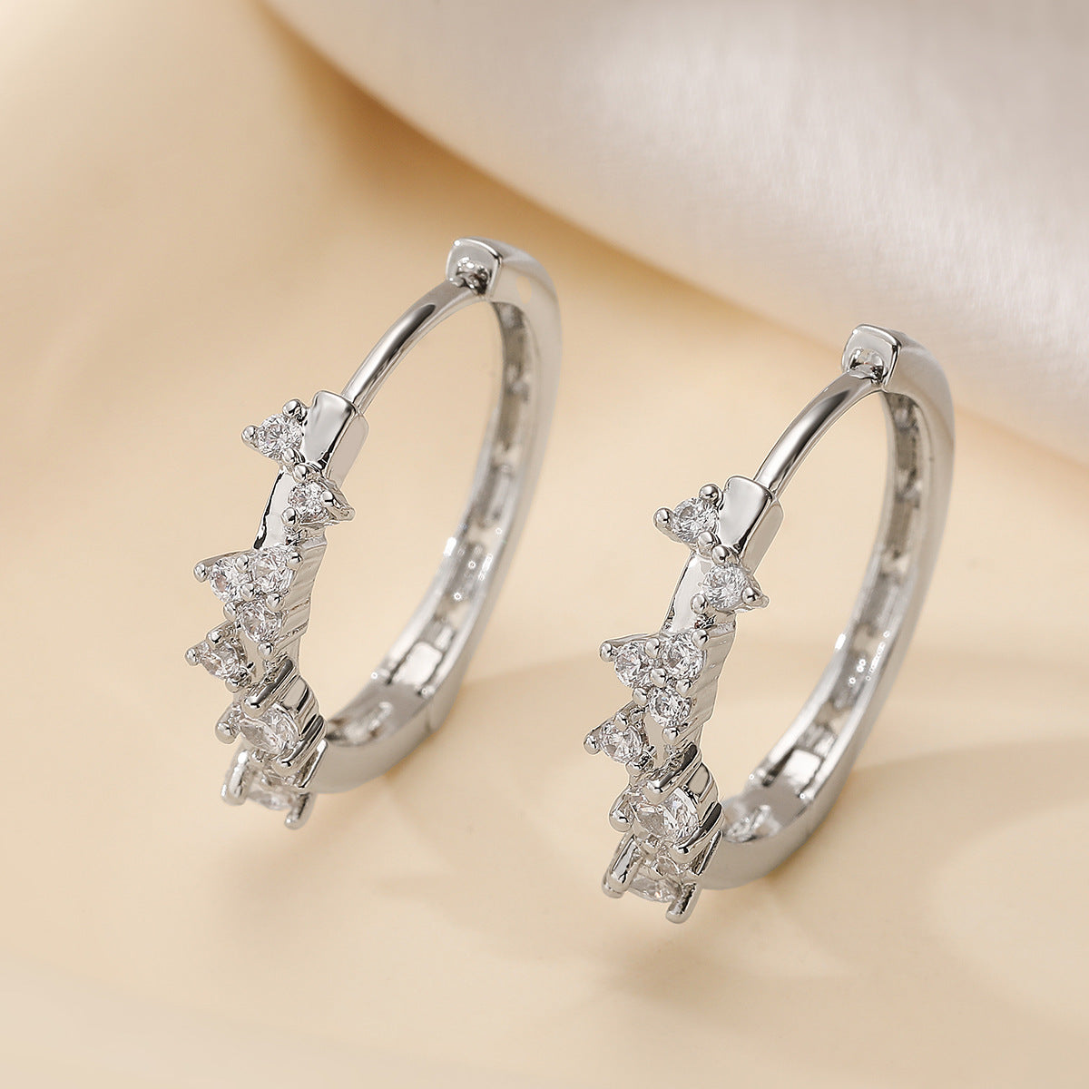 Elegant 18K Gold Plated Brass Geometric Hoop Earrings with Cubic Zirconia for Women