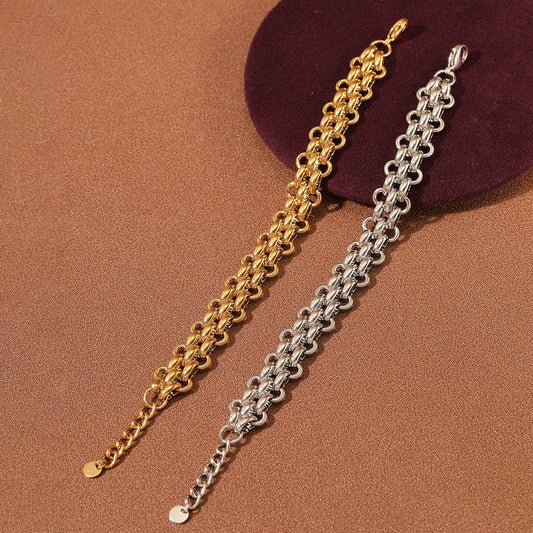 Fashionable Geometric Titanium Steel Bracelet for Women with 18K Gold Plating and Metallic Finish