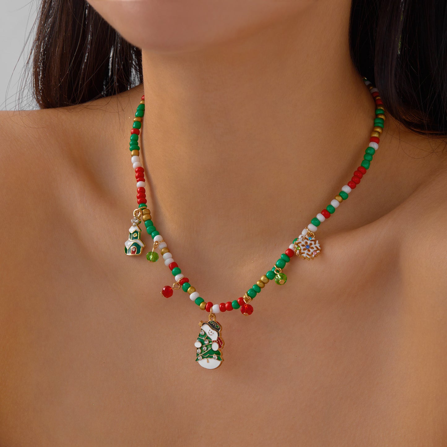 Casual Fashion Christmas Pendant Necklace for Women with Enamel Reindeer Snowman Bell Charms on Standard Chain
