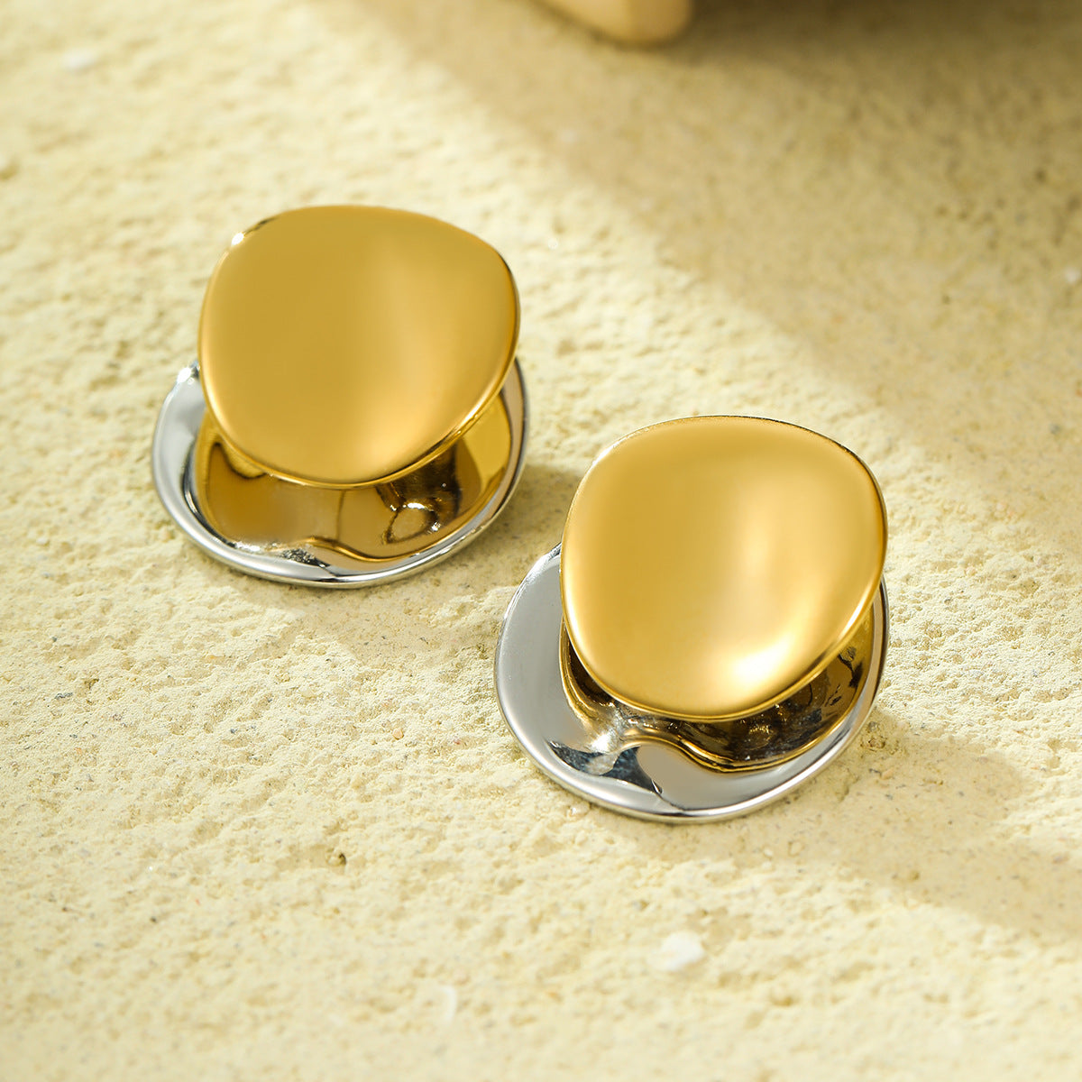 Minimalist Geometric Round Stainless Steel Stud Earrings with Plated Finish for Women