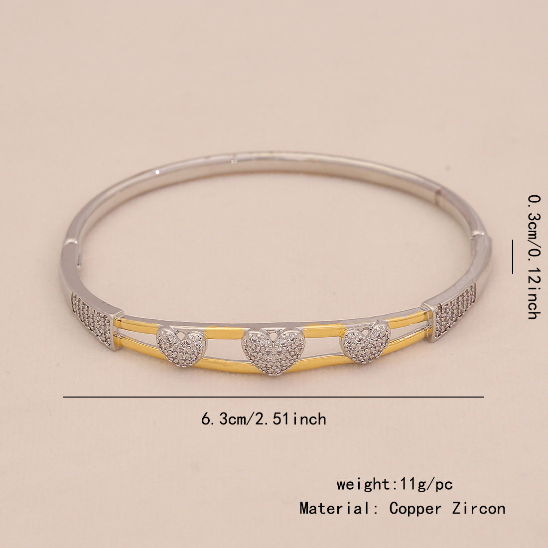 Bracciale personalizzato con catena a serpente in rame color oro con testa di leopardo e micro-intarsio a forma di cuore