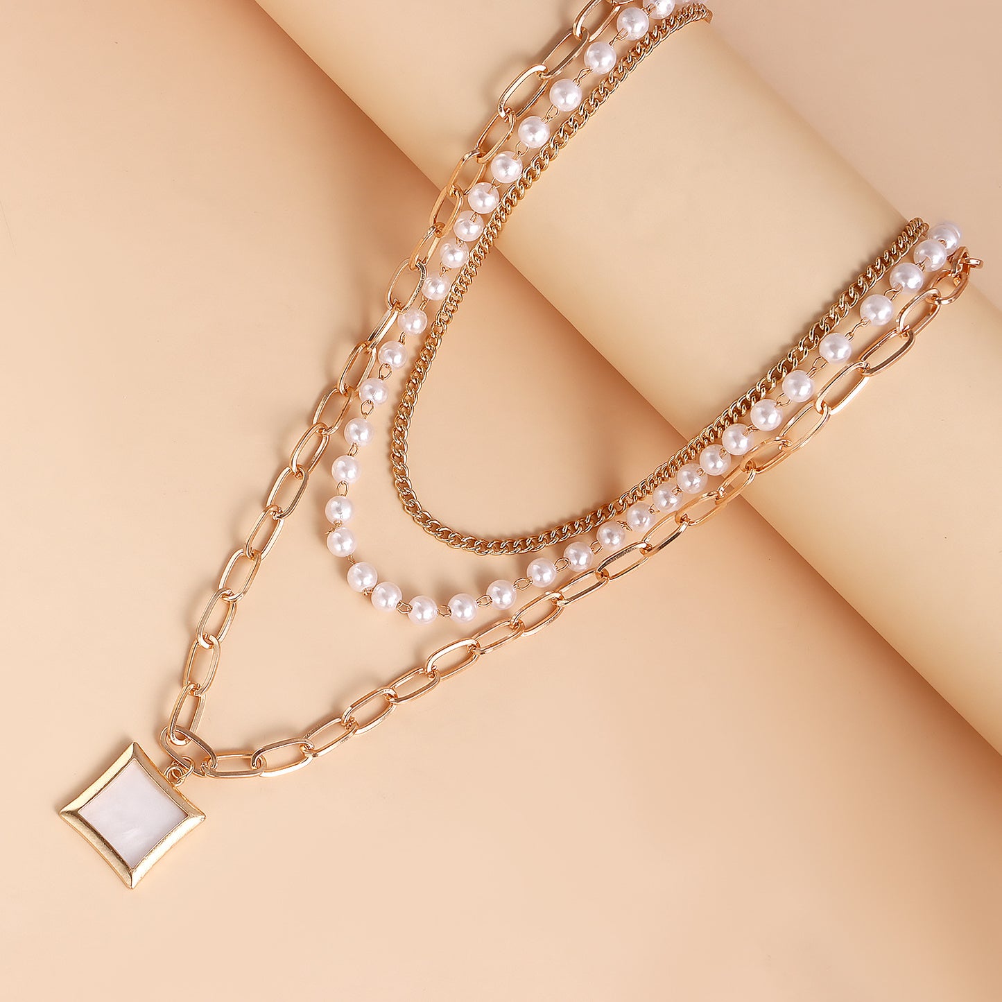 Minimalist Vintage Square Mother-of-Pearl Pendant Necklace for Women with Alloy Chain and Electroplated Finish