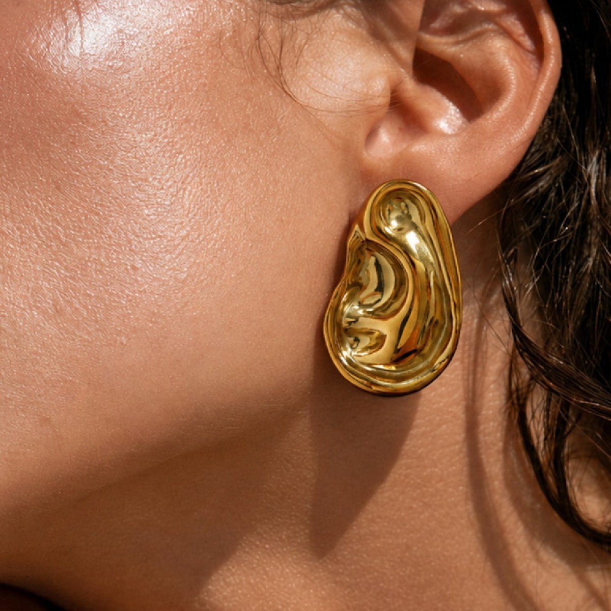 PVD 18K Gold Plated Stainless Steel Ear Shaped Stud Earrings for Women