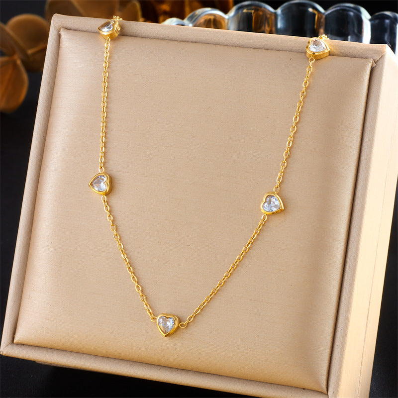 Set collana con ciondolo a cuore in acciaio inossidabile placcato minimalista e orecchini per donne
