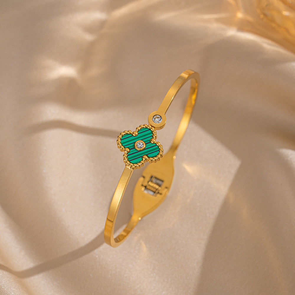 Bracciale Minimalista in Acciaio Inossidabile da Donna con Placcatura in Acciaio al Titanio e Intarsio di Strass a Forma Geometrica Ovale