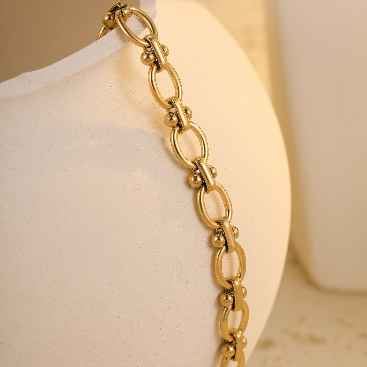 Fashionable Geometric Stainless Steel Bracelet with 18K Gold Plating for Women, Elegant Office-Ready Jewelry
