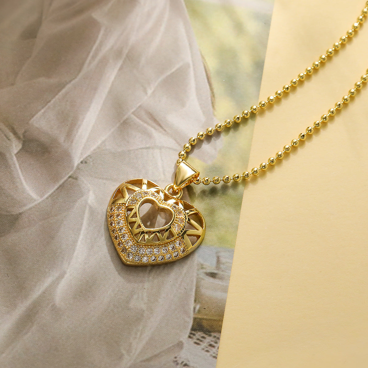 Minimalist Heart-Shaped Copper Pendant Necklace with Real Gold Plating and Zircon Accents for Women