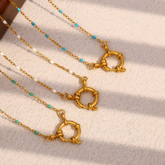Collana con Pendente Geometrico Stile Bohemien da Donna in Acciaio Inossidabile con Placcatura in Oro 18K e Finitura Smaltata