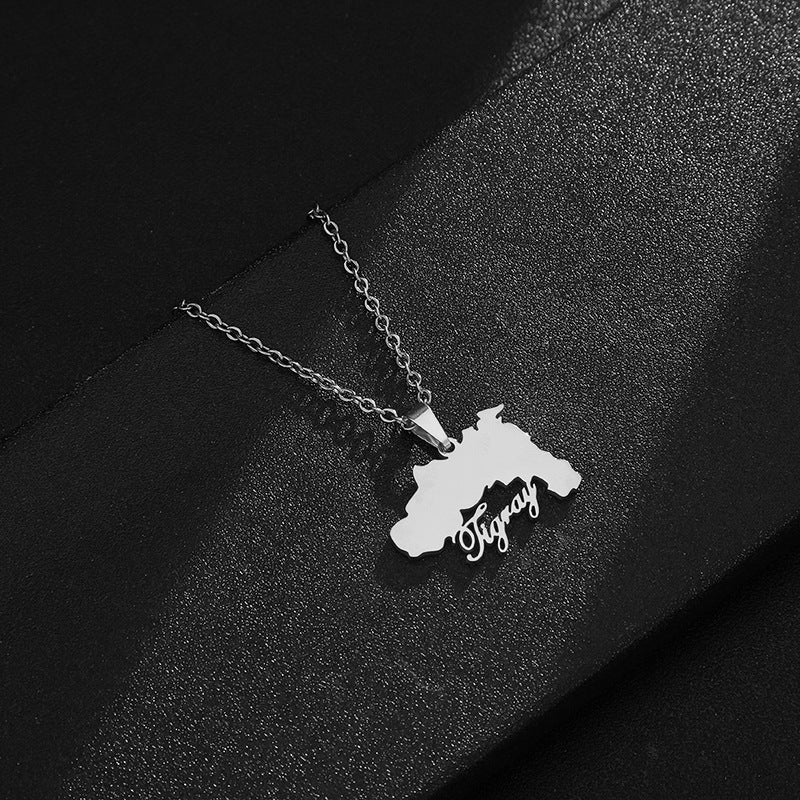 Collana con Pendente Geometrico in Acciaio Inossidabile con Ciondolo in Acciaio al Titanio, Finitura Galvanizzata, Catena a O, Accessorio Moda Unisex