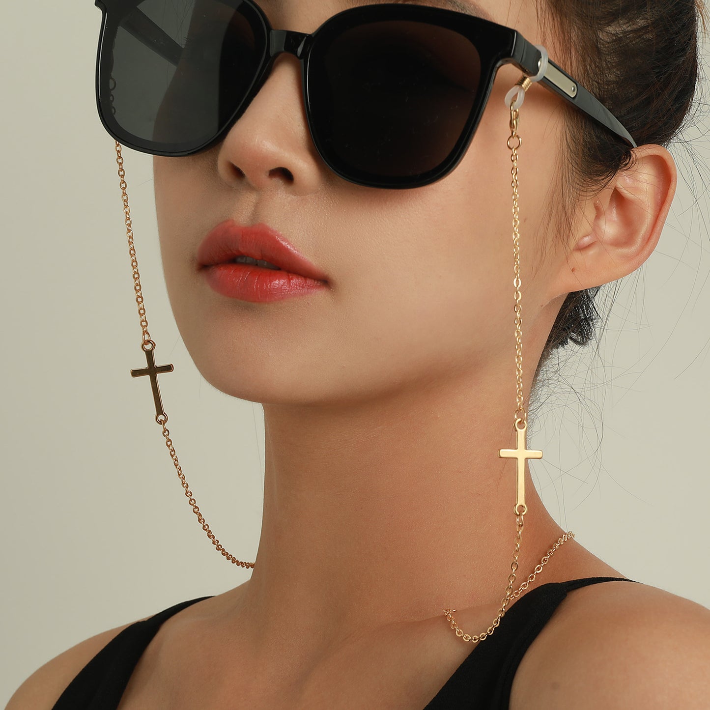 Minimalist Elegant Alloy Cross Eyeglass Chain for Women